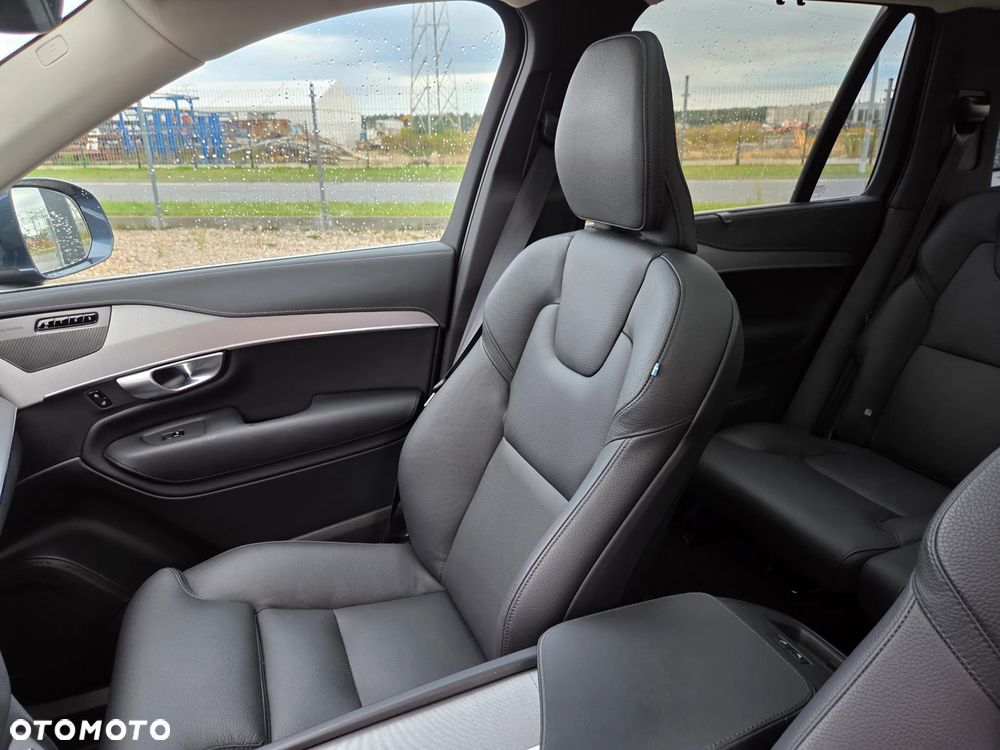 Volvo XC 90 B5 D AWD Plus Bright - 31