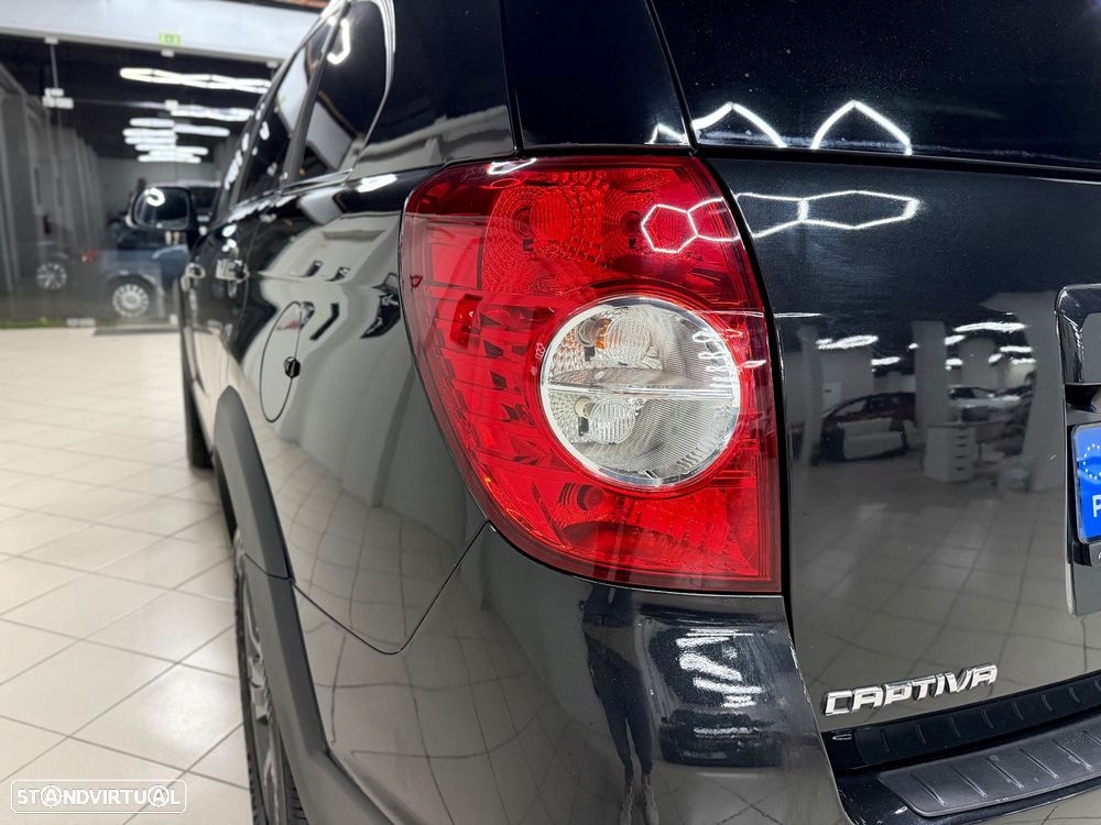 Chevrolet Captiva 2.2 VCDi Seven Xtreme 164g 7L - 9