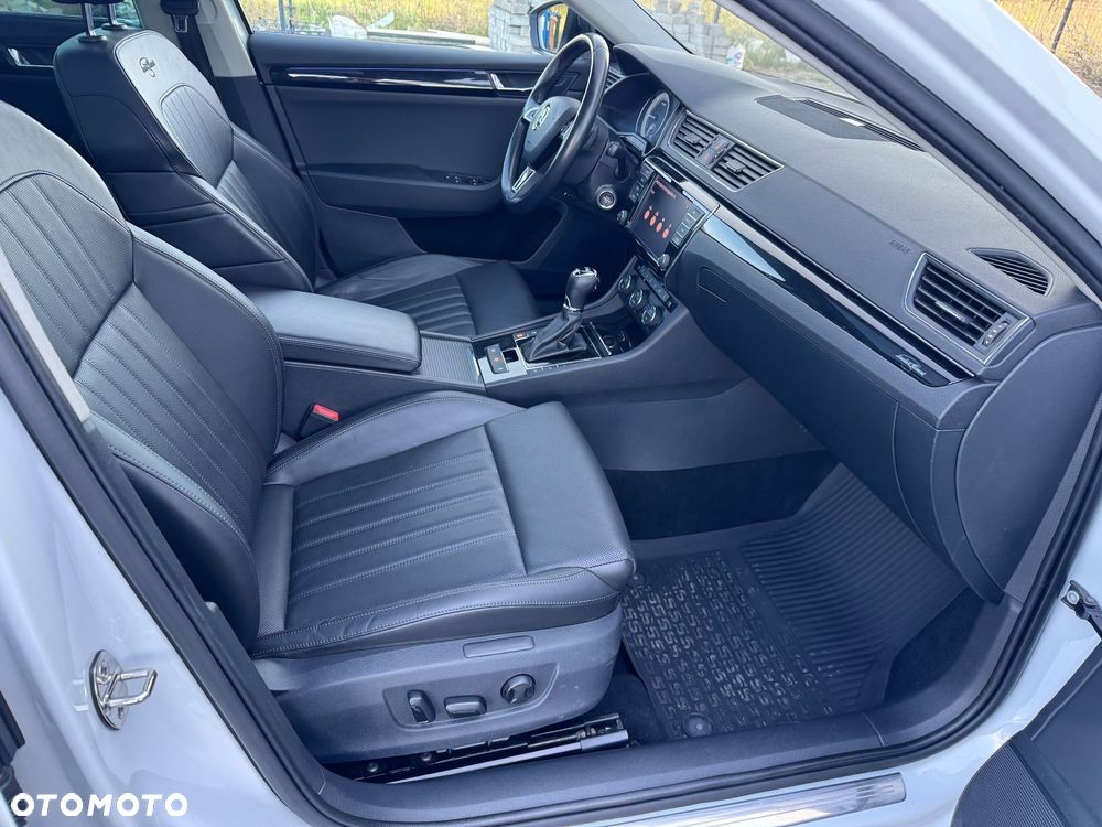 Skoda Superb 2.0 TDI 4x4 DSG L&K - 24