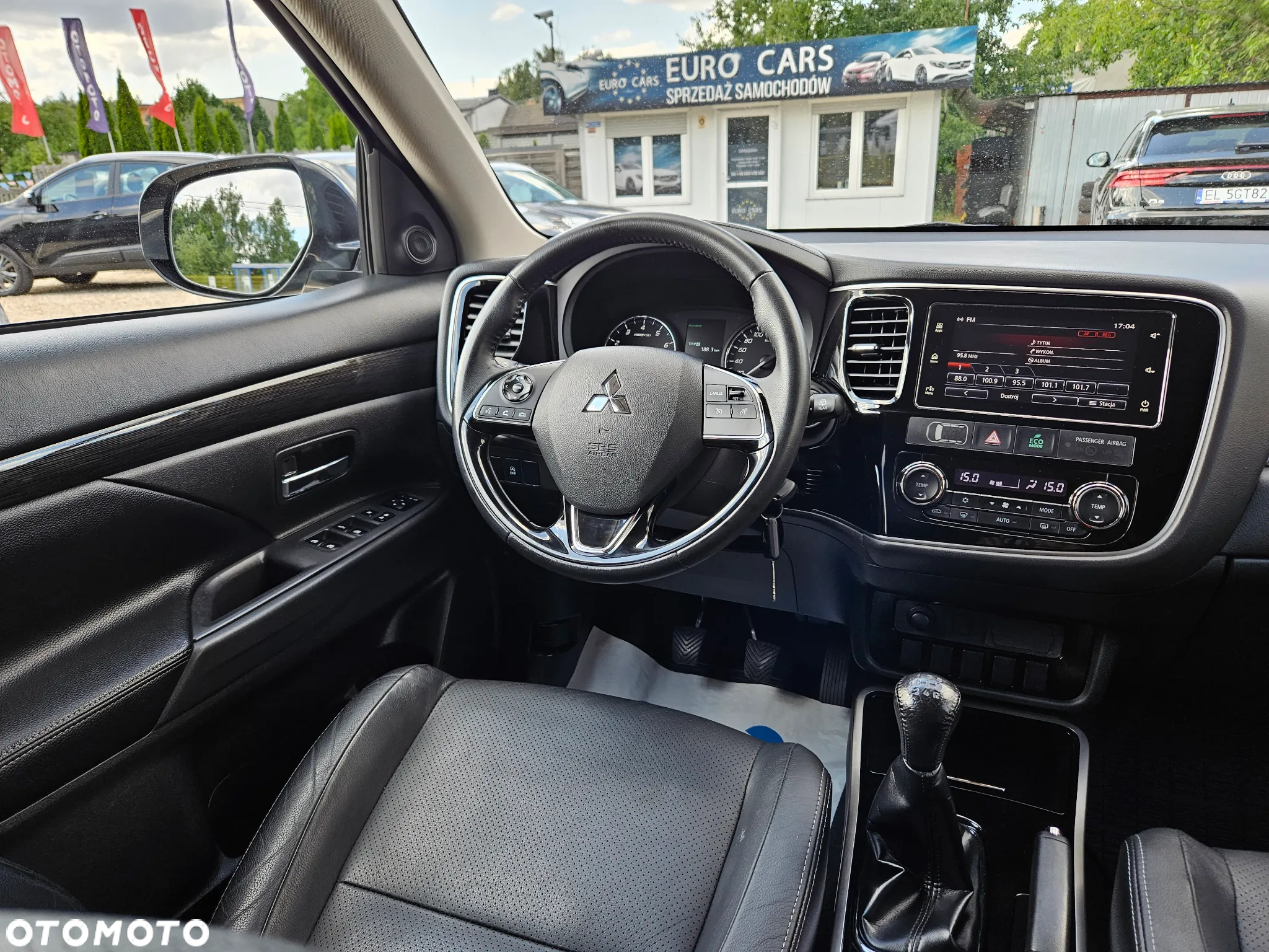 Mitsubishi Outlander 2.0 City Style 2WD - 24