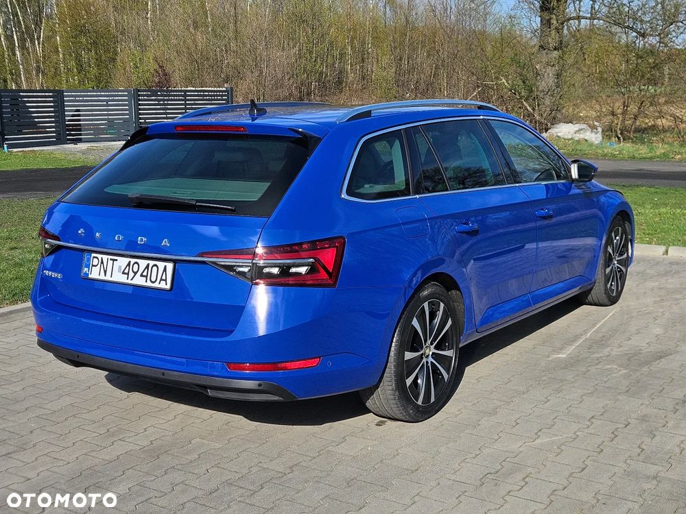 Skoda Superb 2.0 TDI DSG Premium Edition - 17