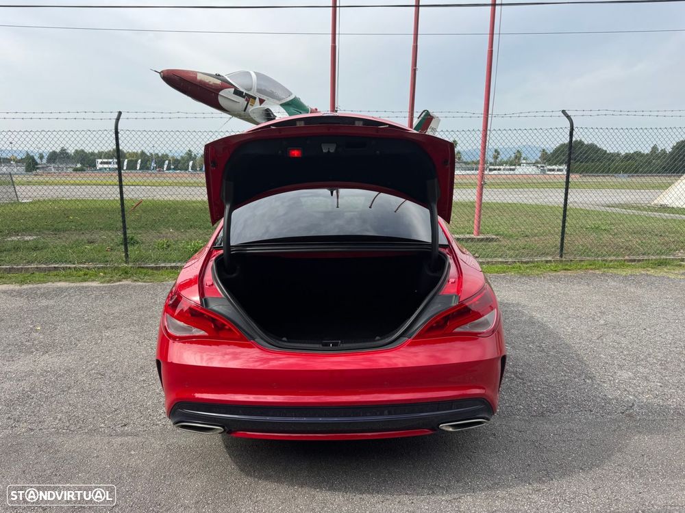 Mercedes-Benz CLA 220 d AMG Line Aut. — fotografia 41