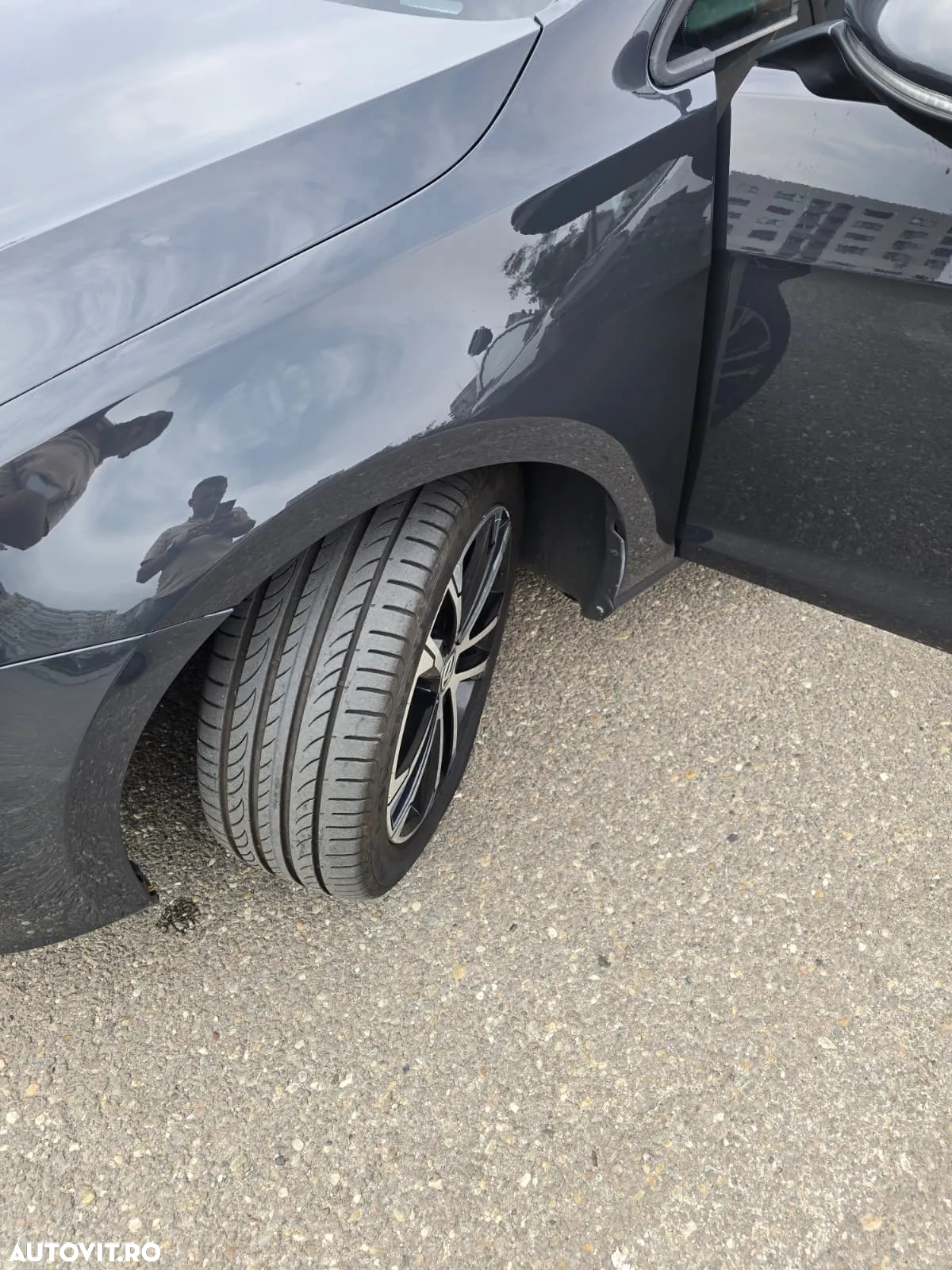 Volkswagen Golf 1.6 TDI DPF BMT DSG Highline - 6