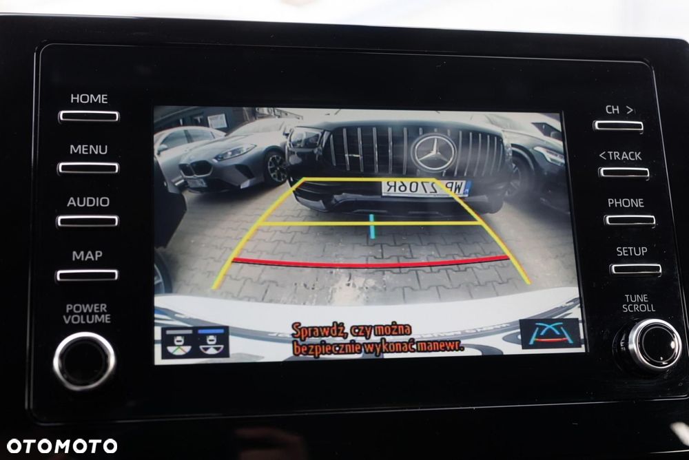 Toyota Camry 2.5 Hybrid Comfort CVT - 21