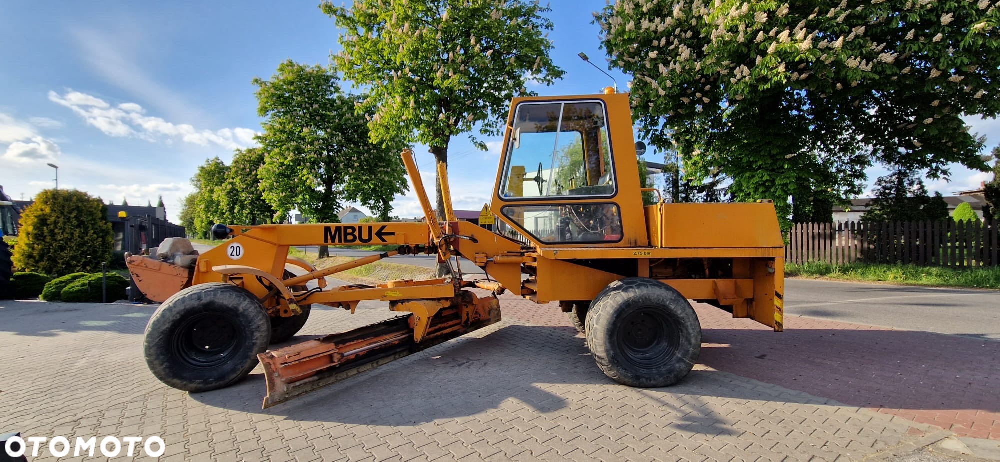 Caterpillar MBU G6 Równiarka drogowa Spych Ładowarka - 2