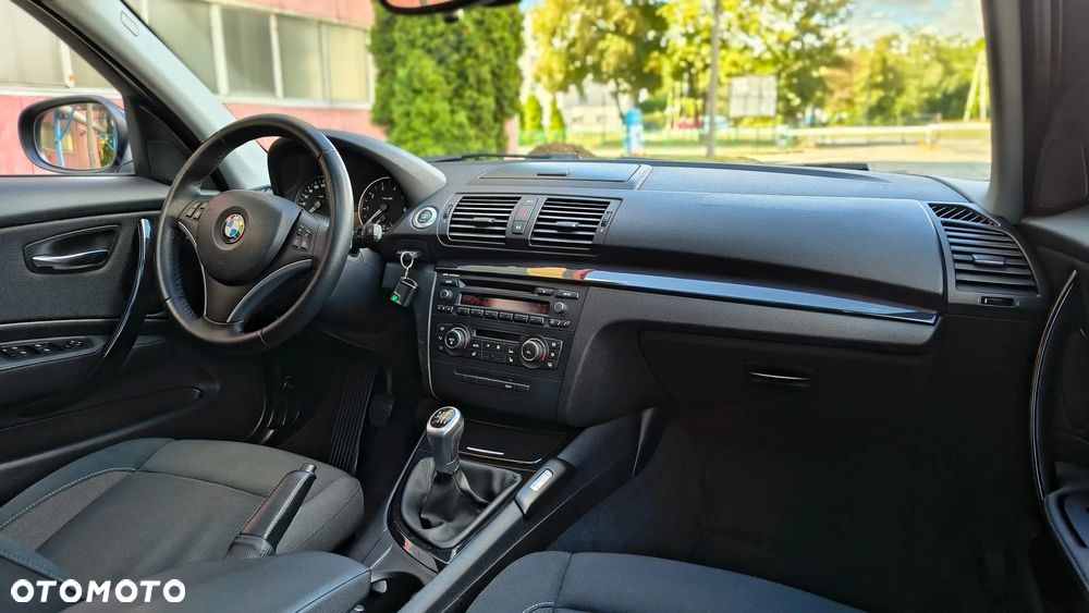 BMW Seria 1 116i - 7