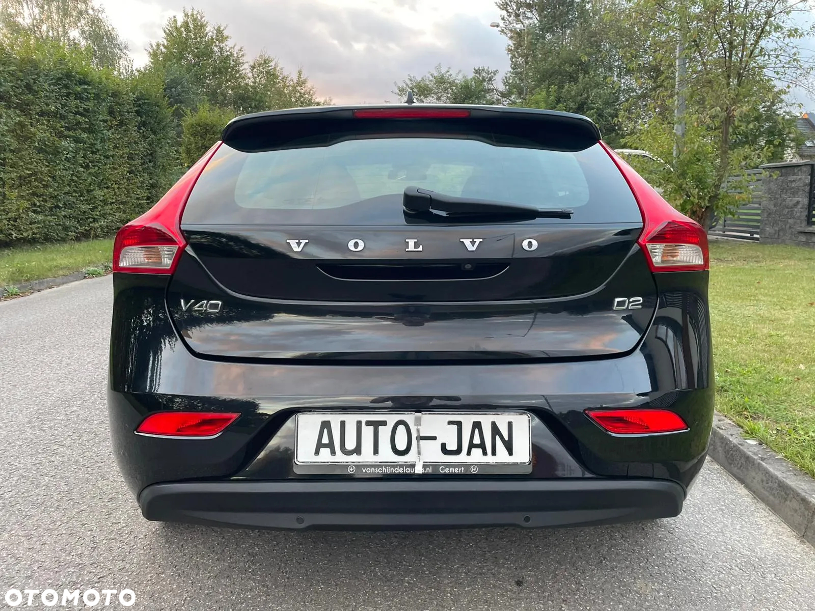 Volvo V40 D2 Summum - 6
