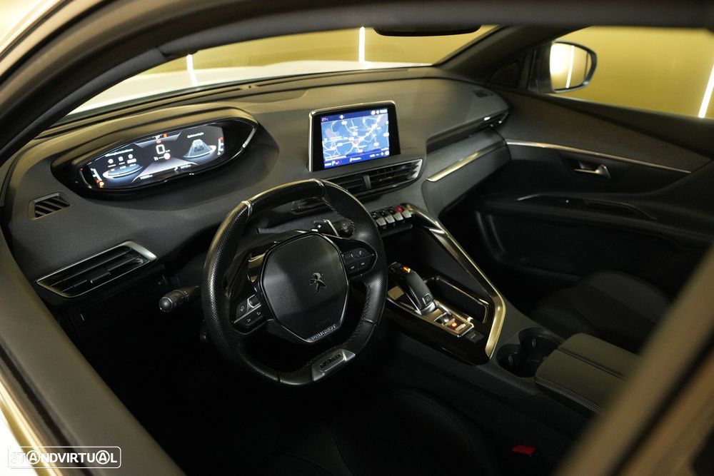 Peugeot 5008 1.5 BlueHDi GT Line EAT8 - 26