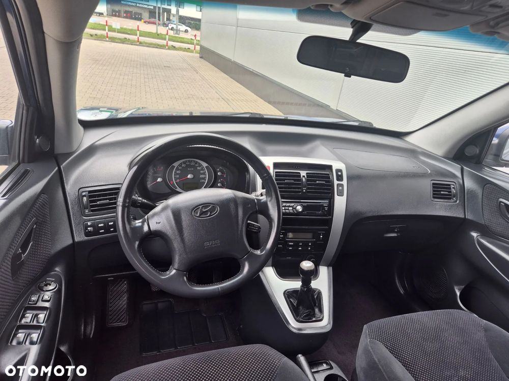 Hyundai Tucson 2.0 4WD GLS - 6