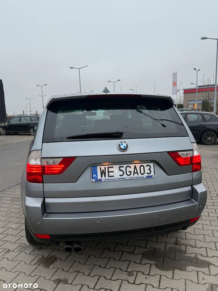 BMW X3 2.5si - 12