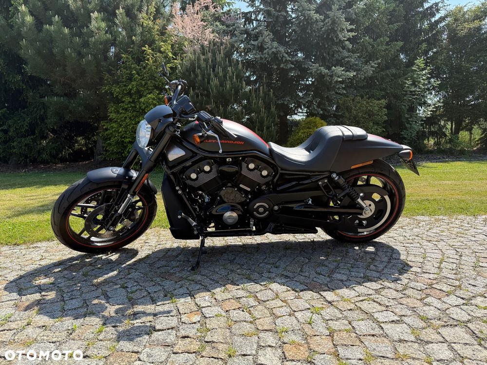 Harley-Davidson V-Rod Night Rod - 2