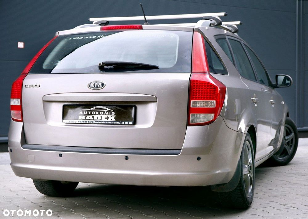 Kia Ceed - 21