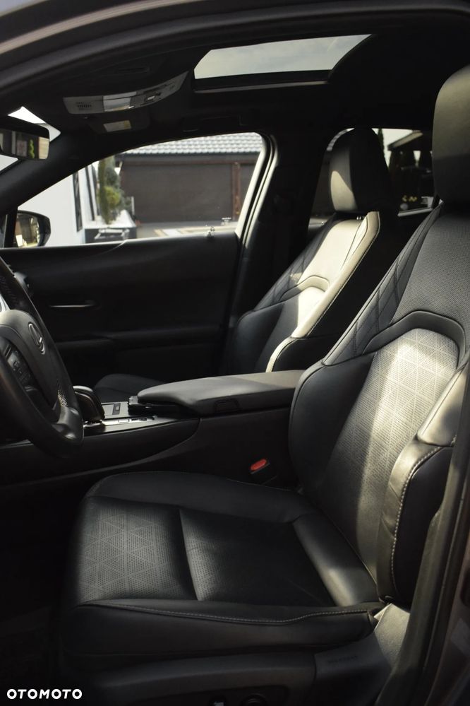 Lexus UX 300e 54.3 kWh Prestige 2WD - 12