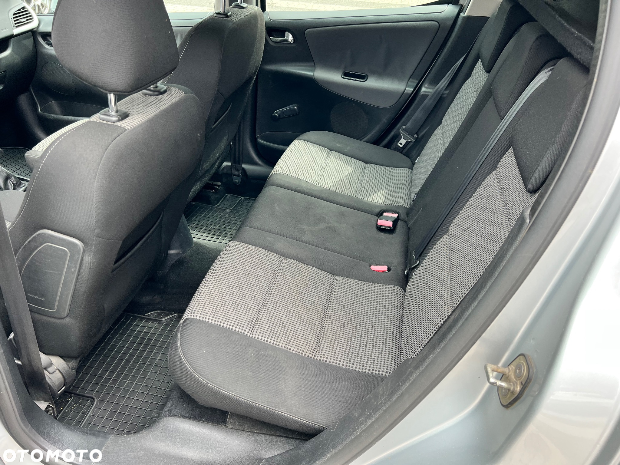 Peugeot 207 1.6 HDi Active - 10