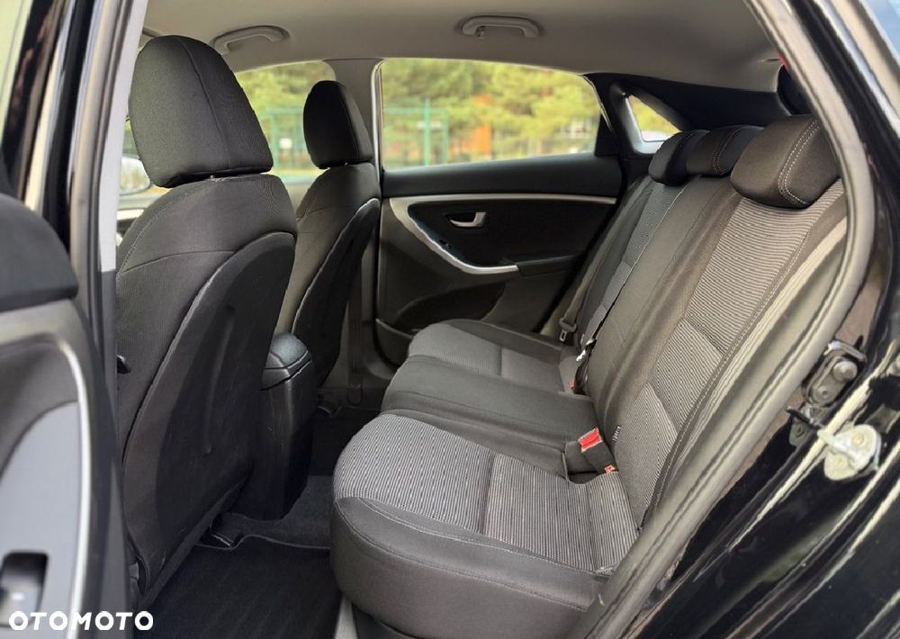 Hyundai i30 1.6 Comfort - 15