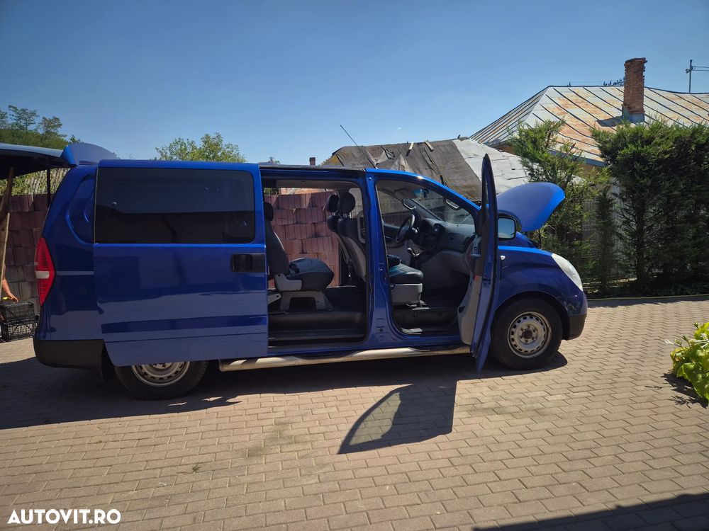 Hyundai H-1 2.5 CRDi Travel Comfort - 4