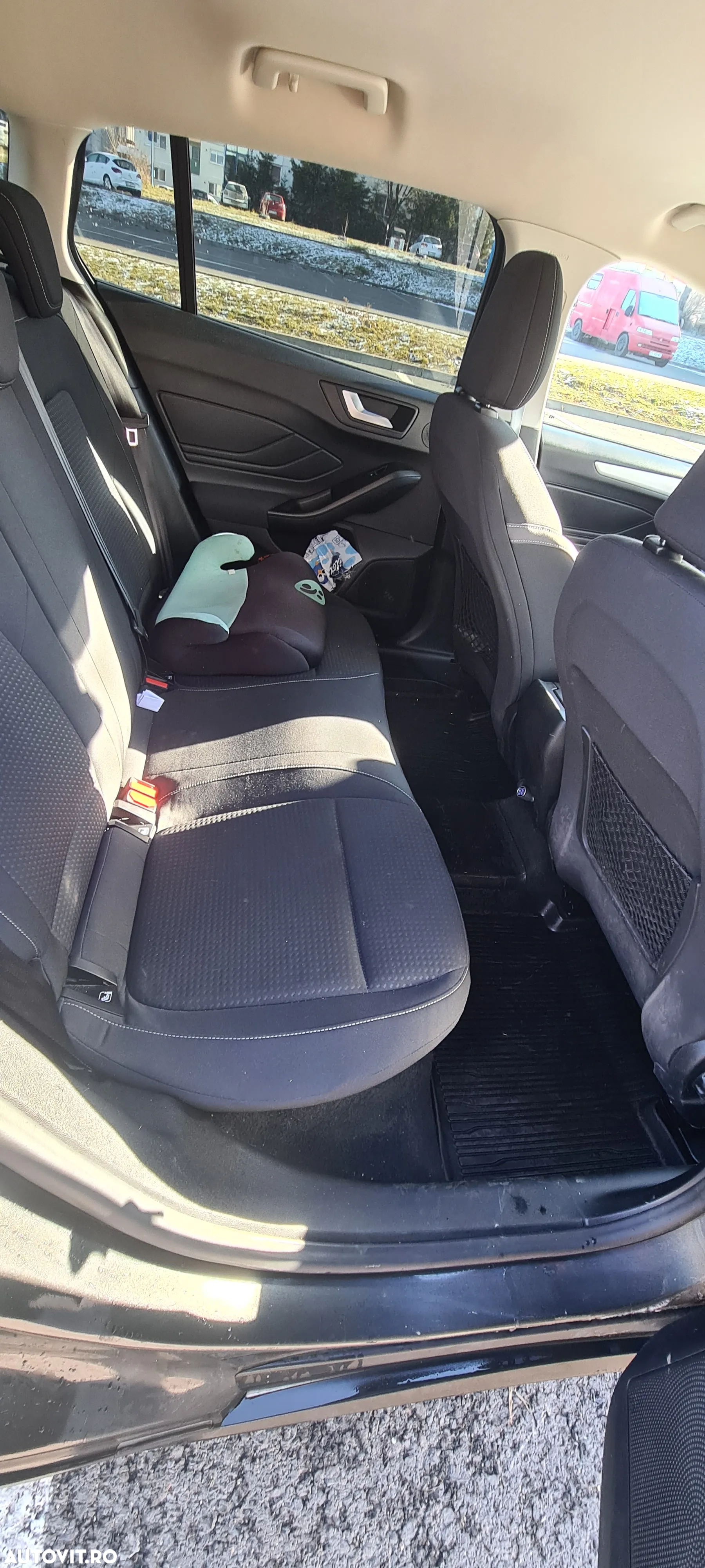 Ford Focus 1.0 EcoBoost Start-Stopp-System COOL&CONNECT DESIGN - 10
