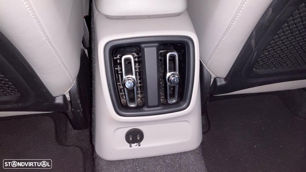 Volvo XC 40 1.5 T5 PHEV Inscription - 22