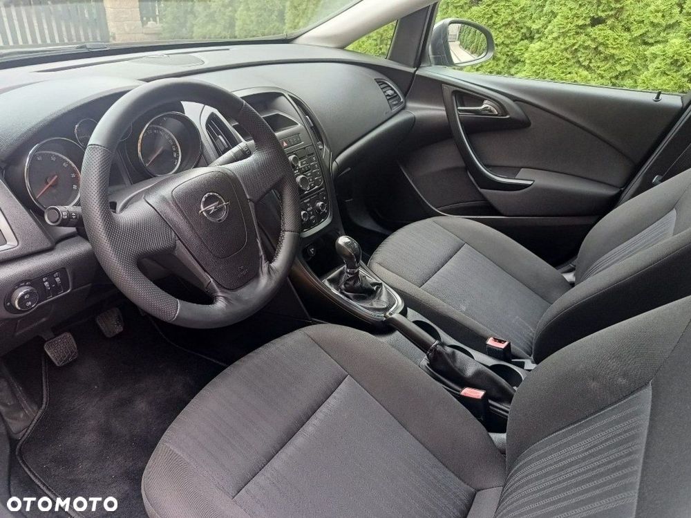 Opel Astra - 11