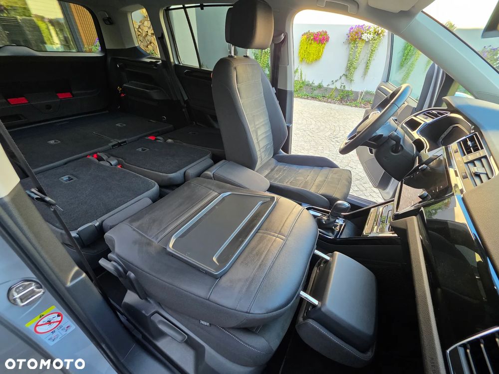 Volkswagen Touran 1.5 TSI EVO Highline DSG - 25