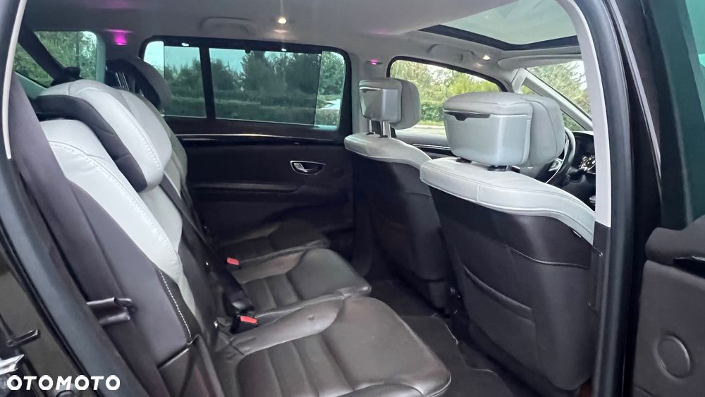Renault Espace 1.6 dCi Energy Initiale Paris EDC - 25