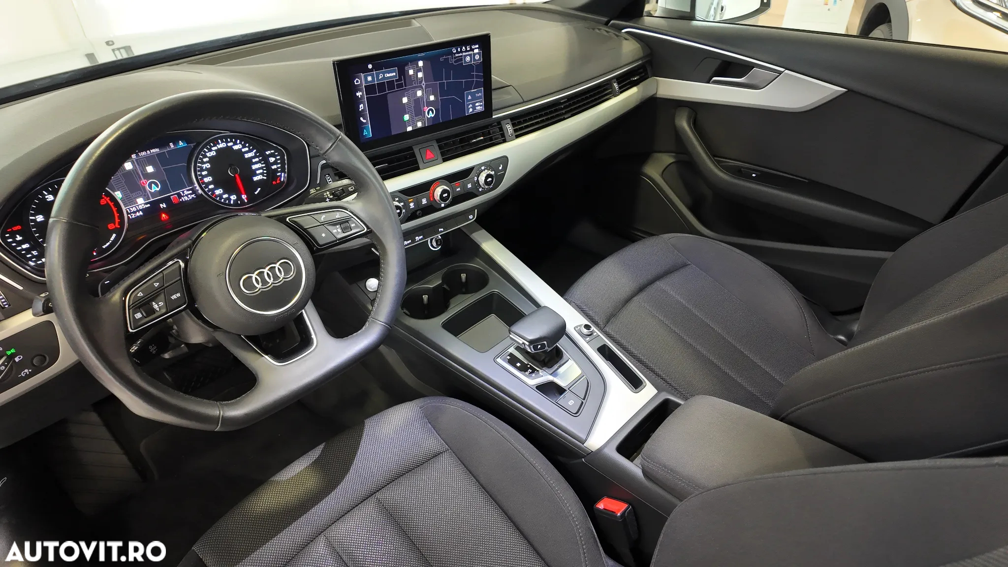 Audi A4 Avant 2.0 30 TDI S tronic MHEV Advanced - 12