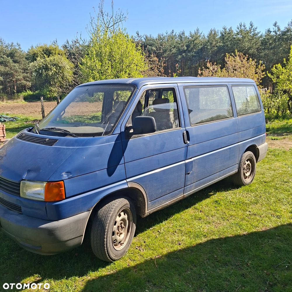 Volkswagen Transporter - 2