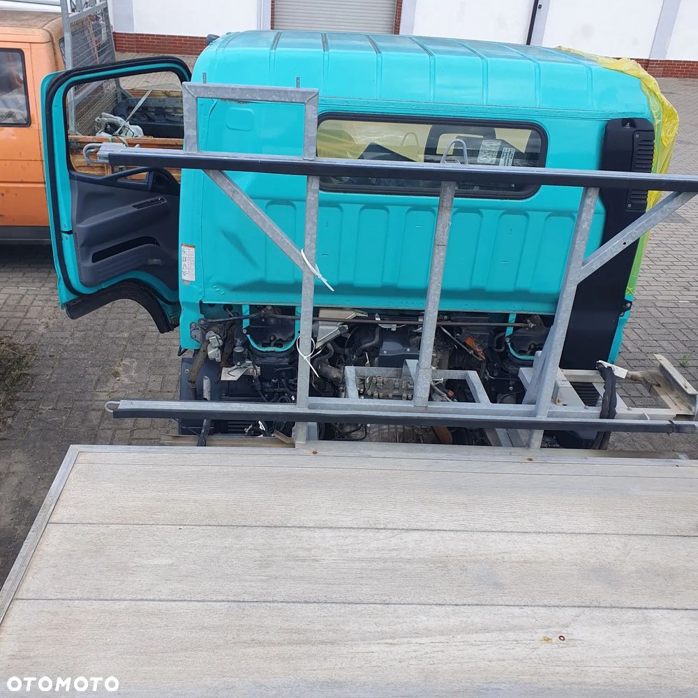 FUSO 9C18 - 13
