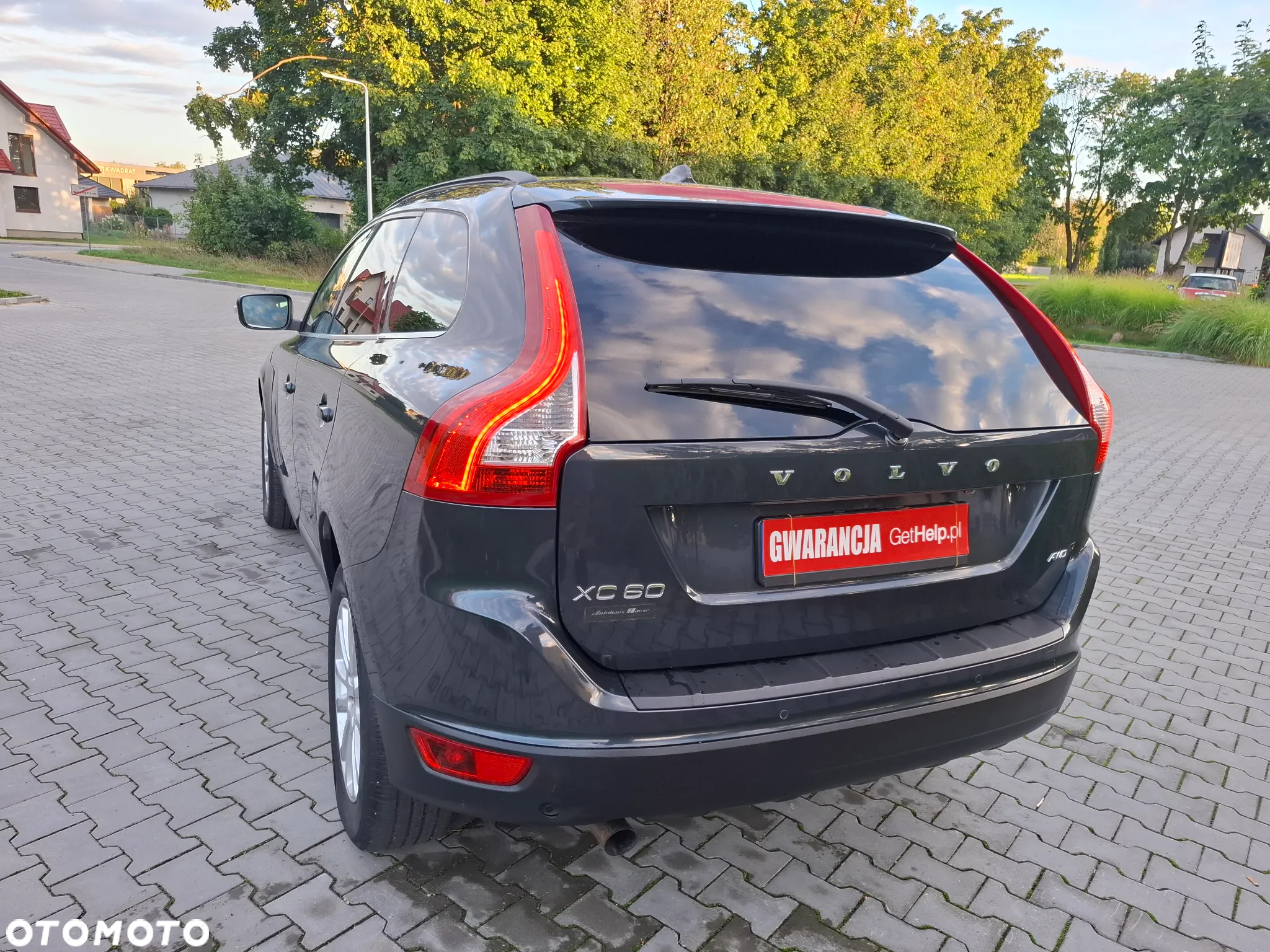 Volvo XC 60 D5 AWD Momentum - 8