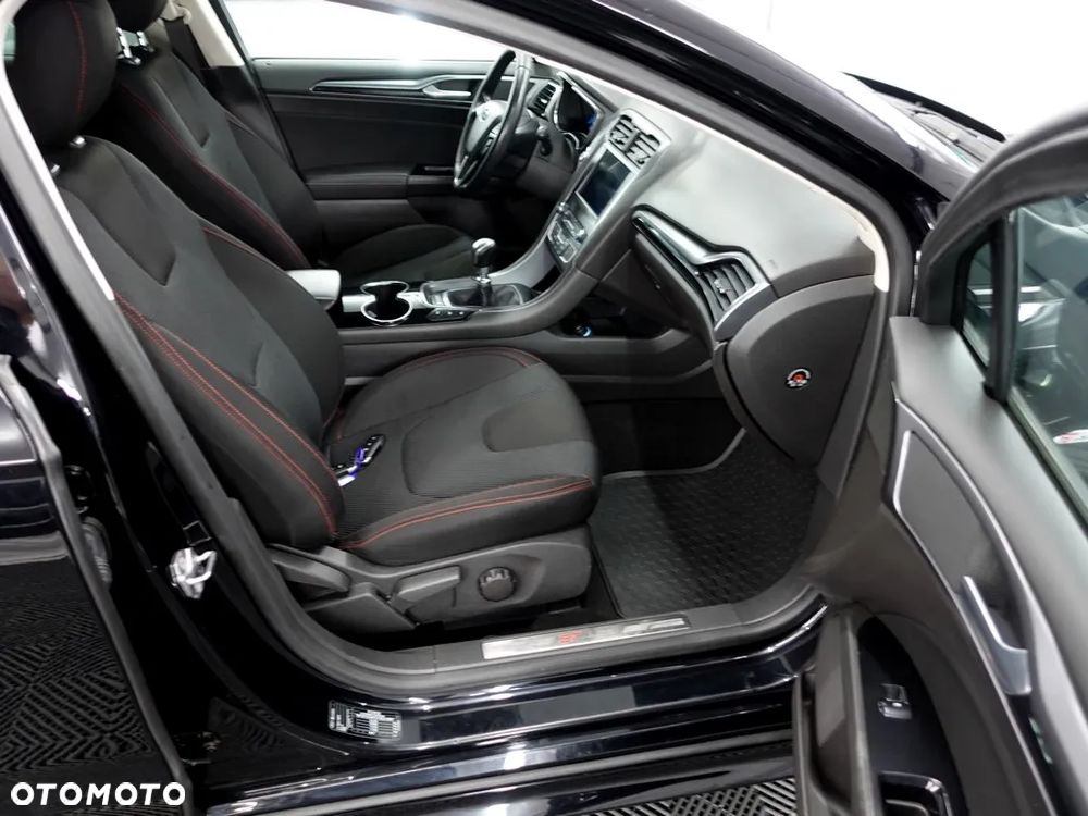 Ford Mondeo 2.0 TDCi ST-Line - 7