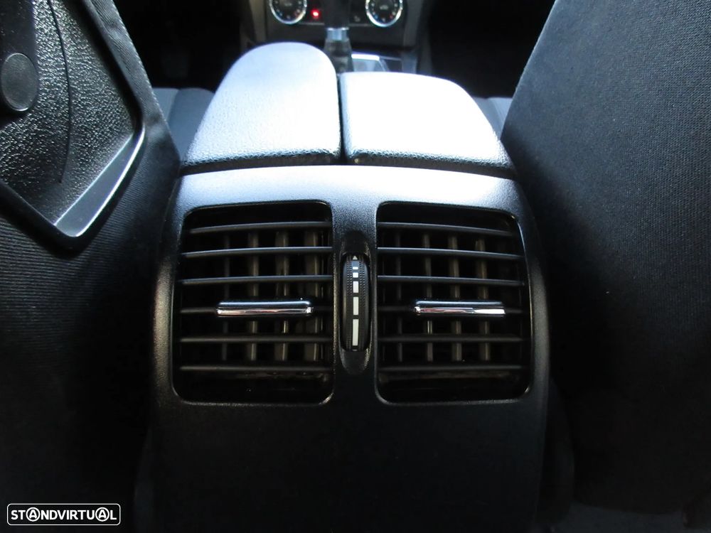 Mercedes-Benz C 180 - 35