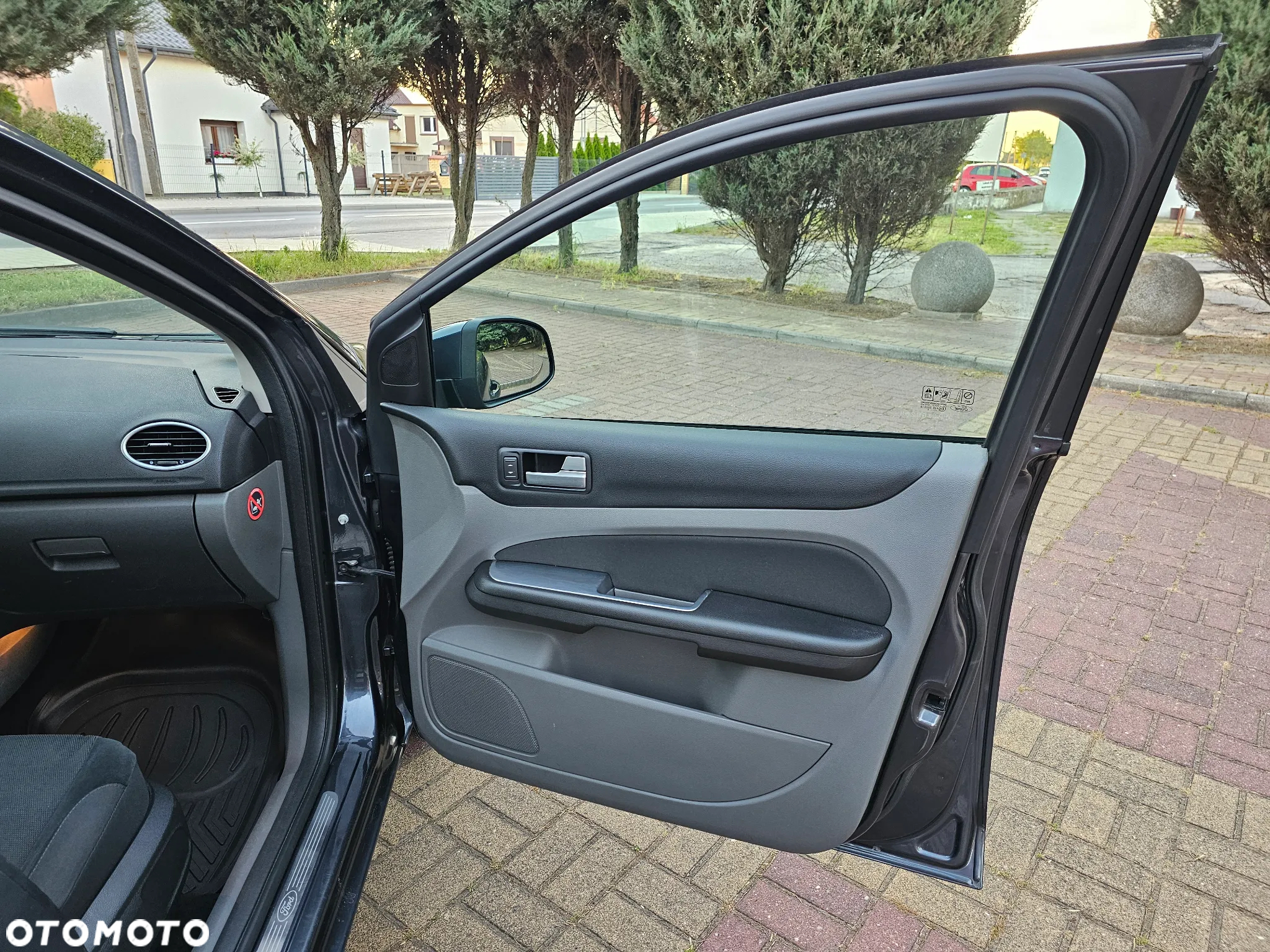 Ford Focus 1.8 TDCi Ghia - 15