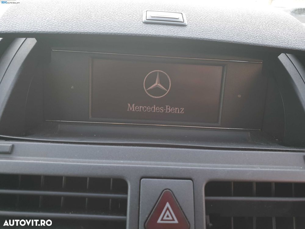Display Afisaj Ecran Bord Navigatie Mercedes Clasa C Class W204 2007 - 2014 [K1575]