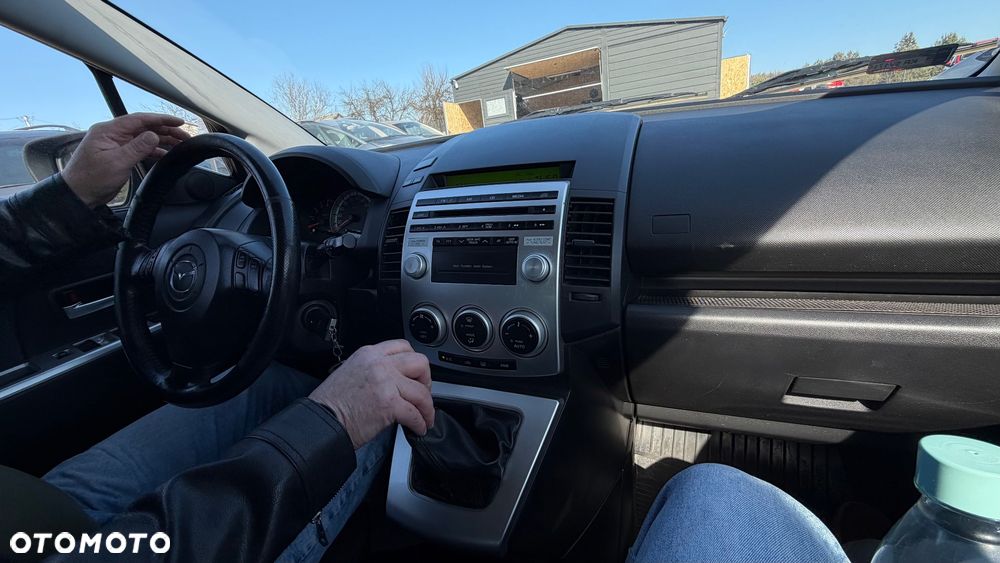 Mazda 5 - 4