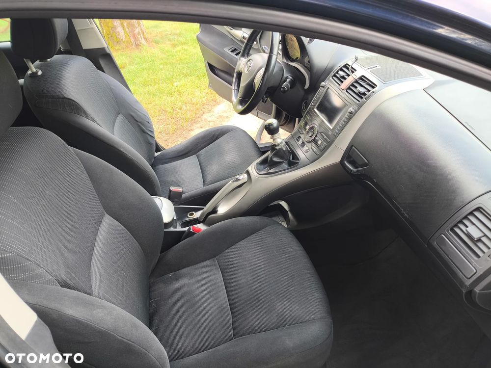 Toyota Auris 2.0 D-4D Premium - 9