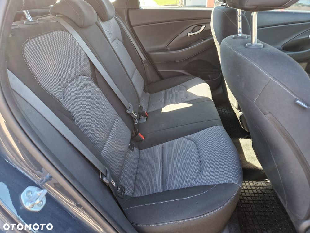 Hyundai i30 1.0 T-GDI Modern DCT - 16