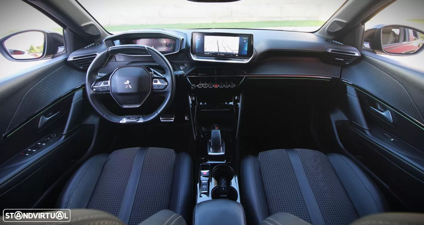 Peugeot e-208 50 kWh GT Line - 6
