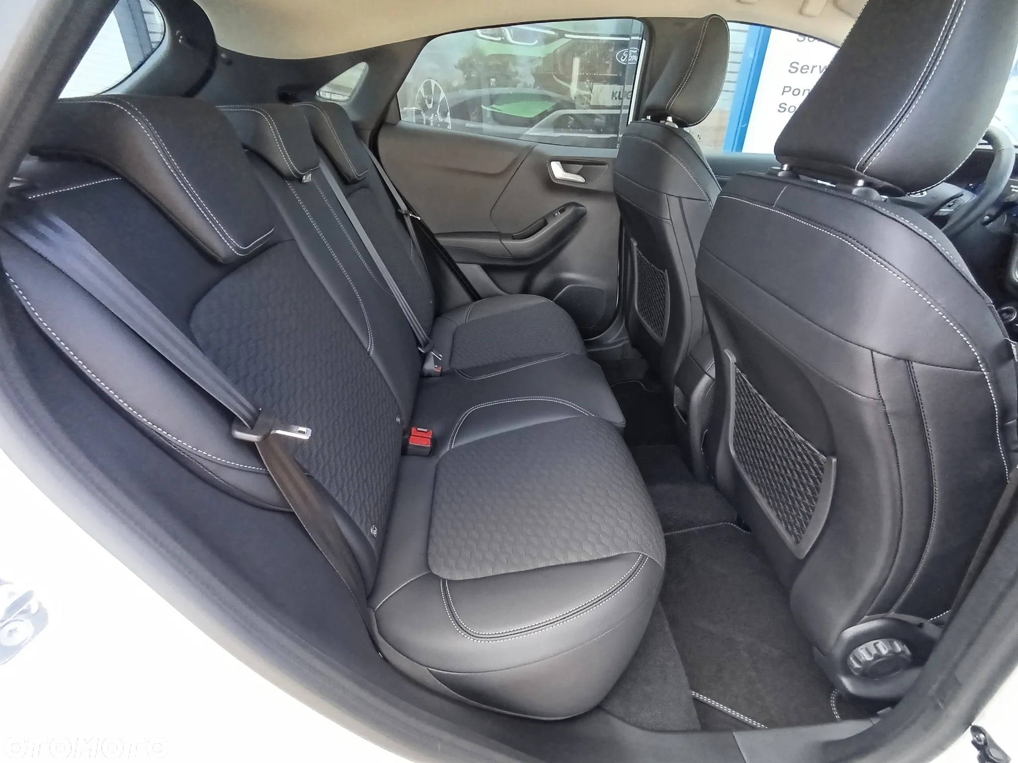 Ford Puma 1.0 EcoBoost mHEV Titanium X DCT - 31