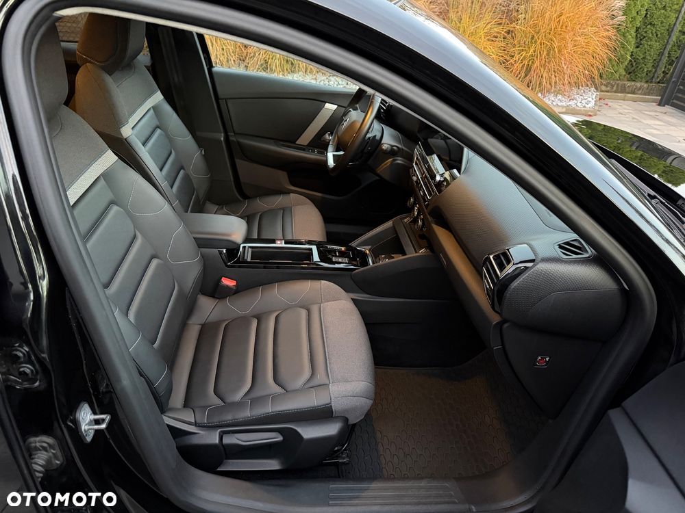 Citroën C4 1.2 PureTech Max S&S EAT8 - 27