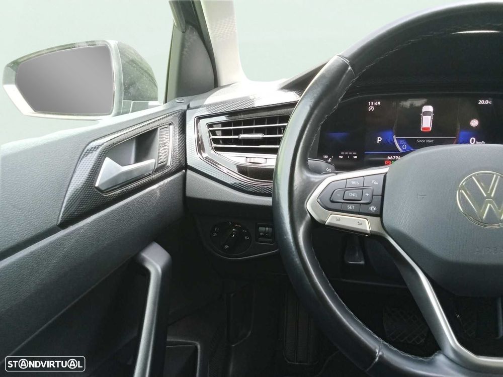 VW Polo 1.0 TSI Urban DSG - 15