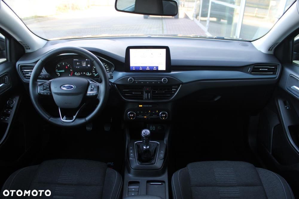 Ford Focus - 13