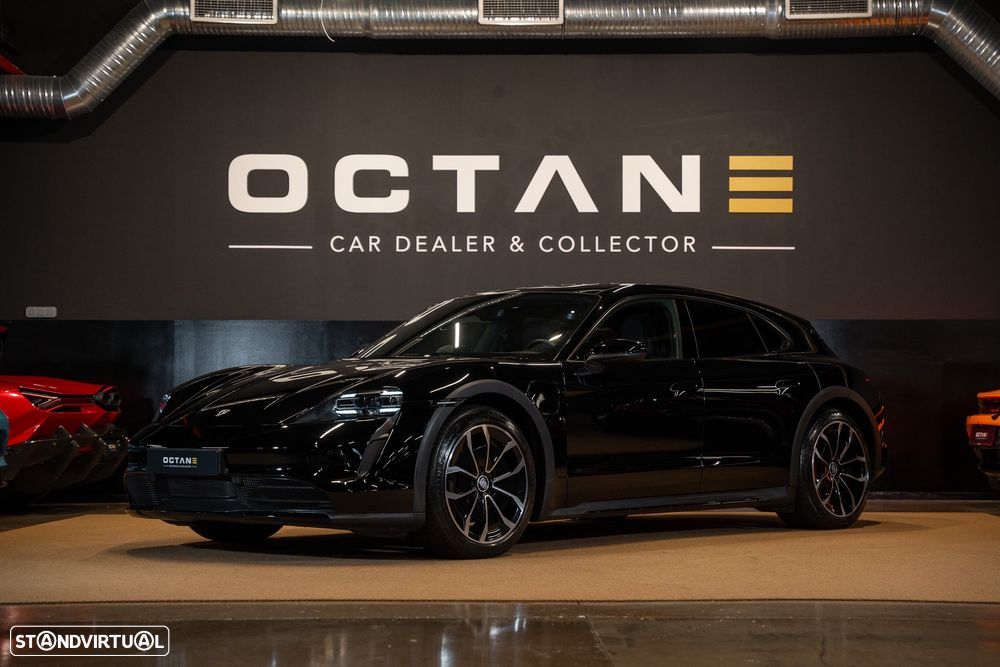 Porsche Taycan Cross Turismo 4 - 1