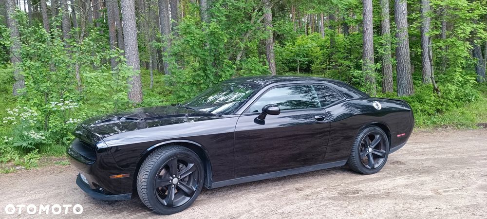 Dodge Challenger - 18
