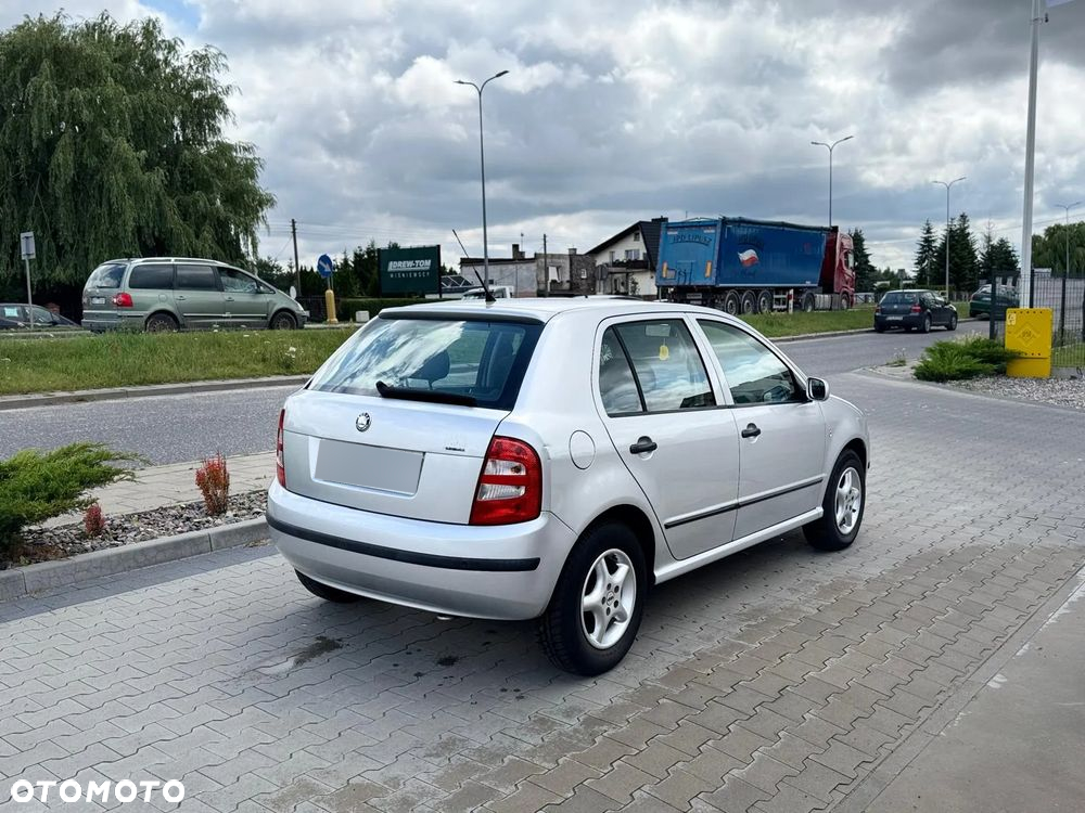Skoda Fabia - 6