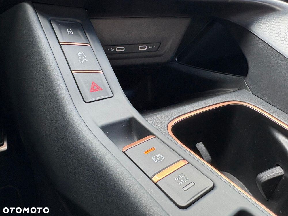 Cupra Terramar 1.5 eTSI mHEV DSG - 28