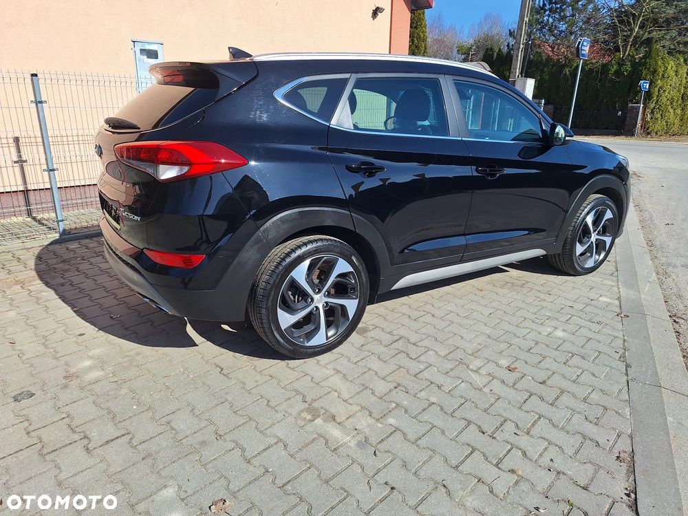 Hyundai Tucson - 8