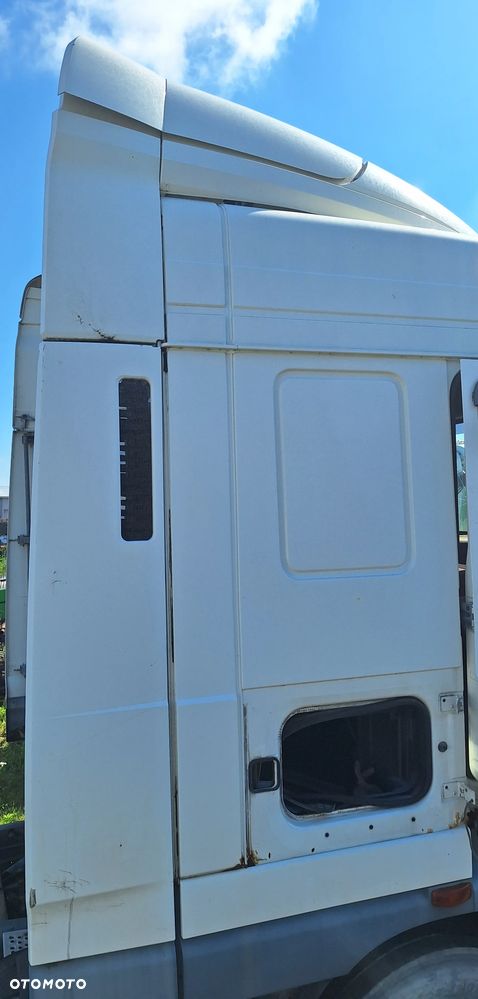 SPOILERY ZAKABINOWE OWIEWKI  KOMPLET DAF XF 105 - 8