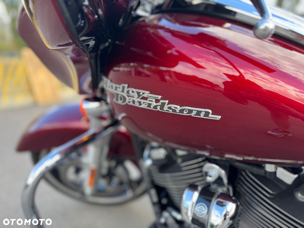 Harley-Davidson Touring Street Glide - 6