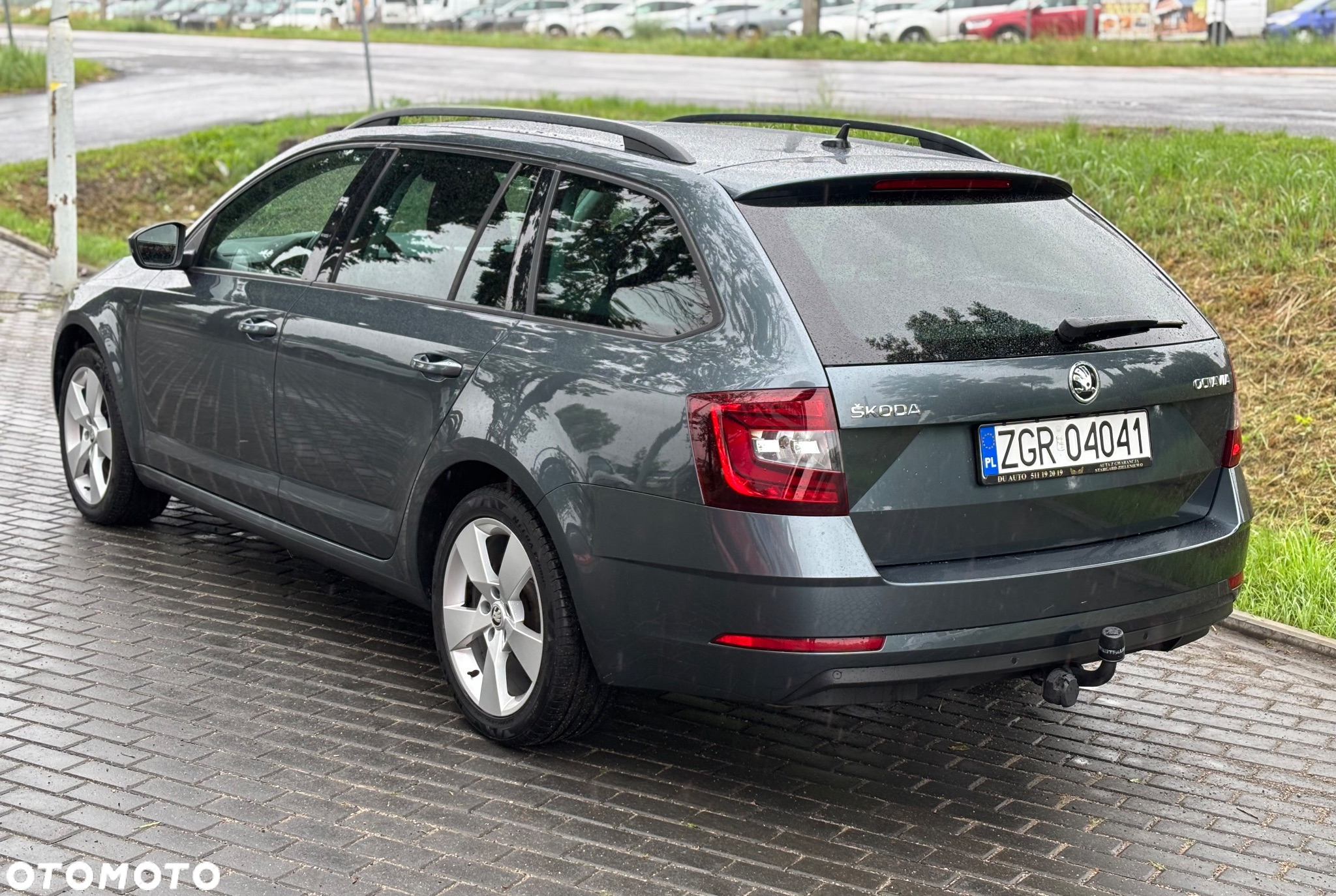 Skoda Octavia 2.0 TDI Premium Edition - 3