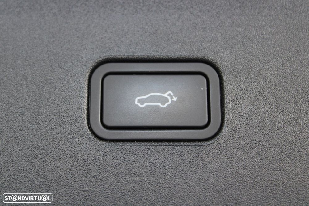 Volvo EX30 69 kWh Single Motor Extended Range Plus - 25